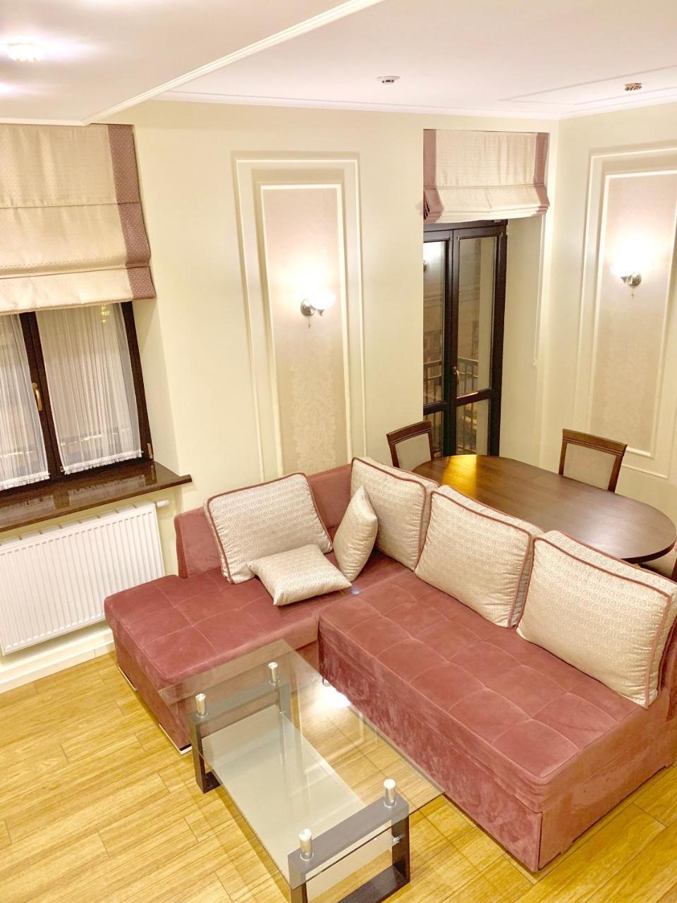 Two-bedroom on Lesi Ukrainky Lwów Zewnętrze zdjęcie
